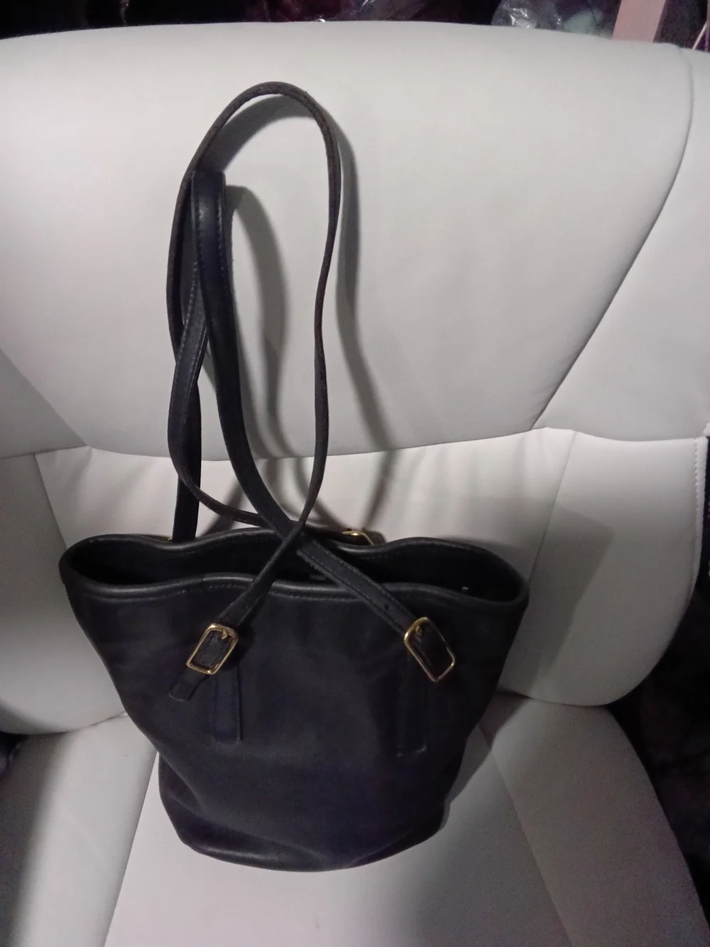 #V12 VTG Coach Legacy 9803 BBucket with Gold Buckle Accents
